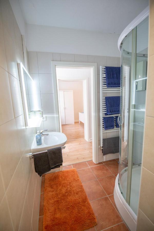 Apartment Mit Kleinem Innenhof Im Erdgeschoss Fuer Bis Zu 4 Personen Klotten Exteriér fotografie