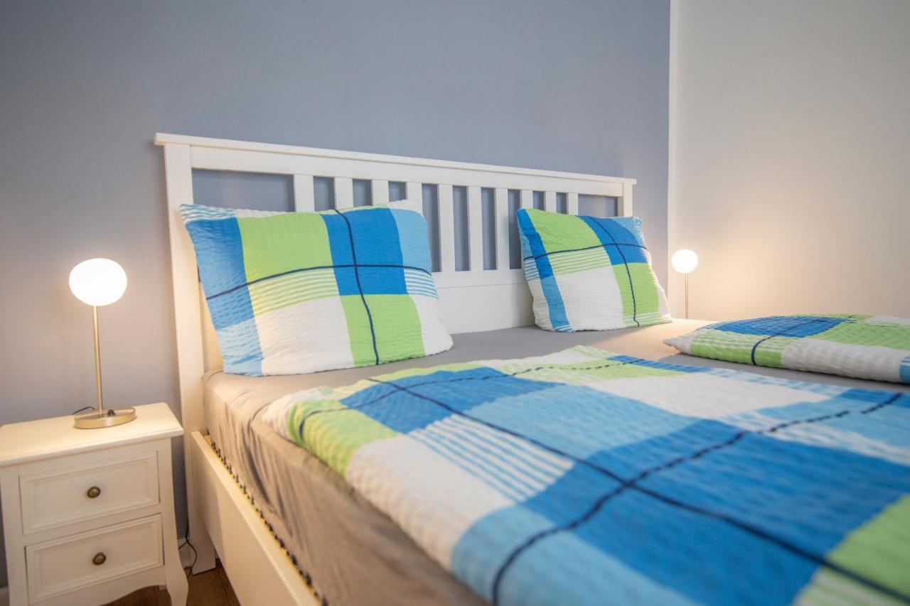 Apartment Mit Kleinem Innenhof Im Erdgeschoss Fuer Bis Zu 4 Personen Klotten Exteriér fotografie